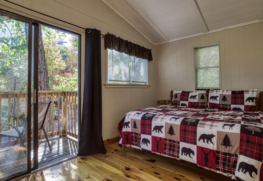 Four Bears Den, Hot Tub, 1089 Of Free Attraction Tickets For Each Paid Day, Dollywood And More Gatlinburg Exteriör bild