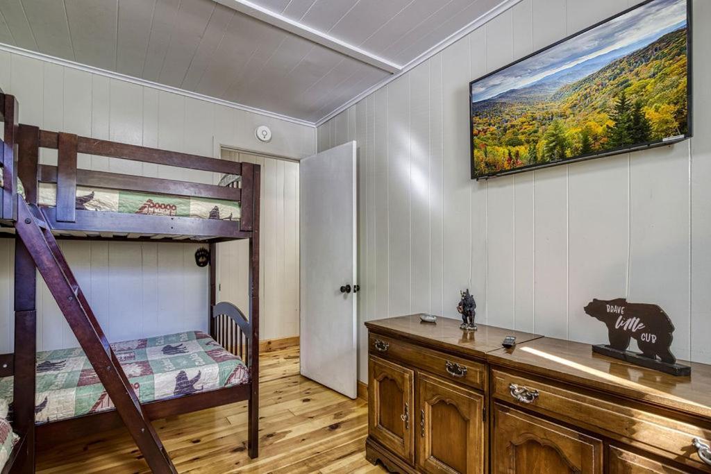 Four Bears Den, Hot Tub, 1089 Of Free Attraction Tickets For Each Paid Day, Dollywood And More Gatlinburg Exteriör bild
